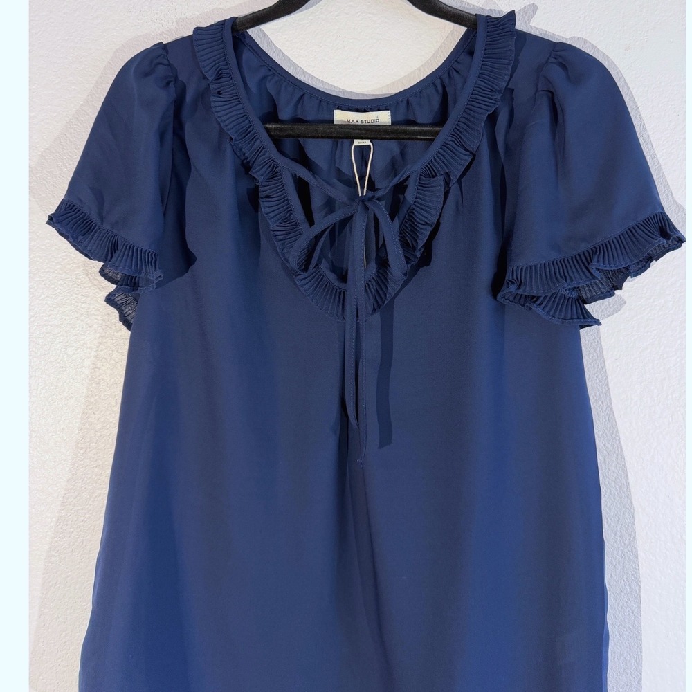 New Max‎ Studio Navy Blue Ruffle Pleated Keyhole Tie Blouse Top Womens Small